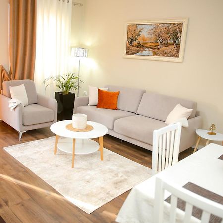 דירות שקודר Casa Di Besarb מראה חיצוני תמונה