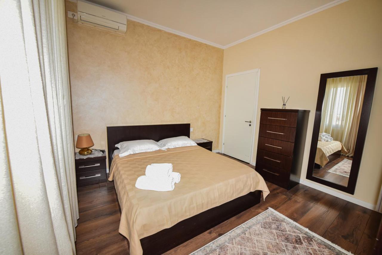 דירות שקודר Casa Di Besarb מראה חיצוני תמונה